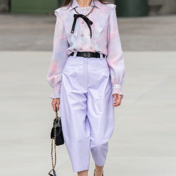 292. Chanel Resort 2020 Interlocking CC Logo Chain-Link Belt Necklace $1975 - Picture 4 of 10